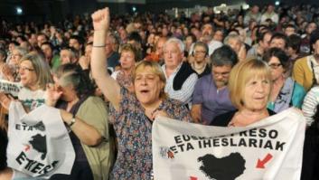 Huidos y deportados de ETA piden "ayuda" para su retorno al País Vasco