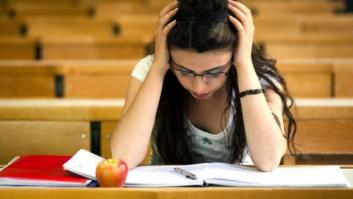 Estudiantes que se pueden quedar sin beca: "El rico podrá seguir estudiando aunque sea mediocre"