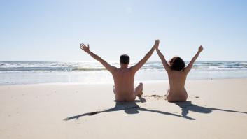15 playas nudistas para despelotarse a gusto en España