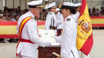 Vanessa Antuña, primera mujer número 1 en la promoción de sargentos de la Armada