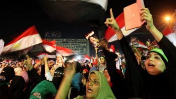 Siete muertos y 261 heridos en una nueva noche de protestas en El Cairo