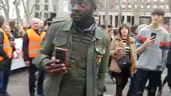 Bertrand Ndongo, el simpatizante negro de Vox, en el 8-M: "¡No queremos nazis aquí!"