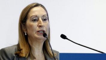 Ana Pastor, ministra de Fomento, asegura que los recortes no afectan a la seguridad de los trenes