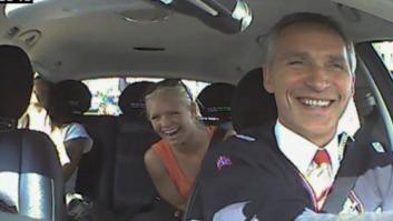 El primer ministro noruego, taxista por un día en plena campaña electoral