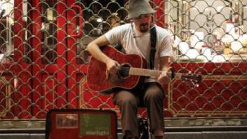 Los músicos callejeros de Madrid deberán examinarse y sólo podrán tocar en aceras de siete metros