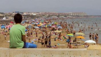 España recibe en julio 7,9 millones de turistas extranjeros, récord desde 1995
