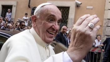 El papa tuitea contra la intervención en Siria: ¡Nunca más la guerra!