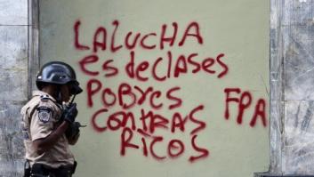 Venezuela declara su economía en emergencia arrinconada por la crisis