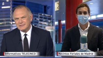 El reportero de 'Informativos Telecinco' explica a Piqueras su comentado momento con la temperatura en IFEMA