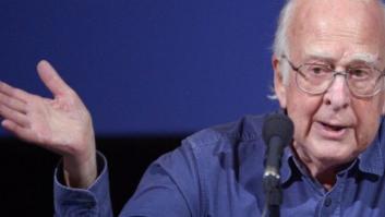Peter Higgs, galardonado con el Nobel de Física, se retirará en 2014