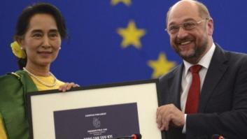 Suu Kyi recibe el Premio Sájarov del Parlamento Europeo 23 años después