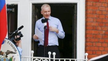 Assange dice que se entregará si la ONU falla contra él