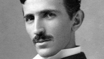 Nikola Tesla se enamoró de una paloma... y otras seis rarezas más del inventor