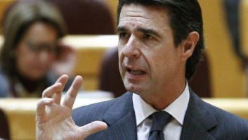 Las eléctricas cargan contra el ministro Soria: la subida es "el fracaso de su reforma"