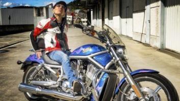 Fito Cabrales dona su Harley para la investigación del cáncer infantil