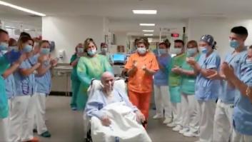 Emoción y ovación: el director de seguridad de un hospital madrileño sale así de la UCI tras 91 días