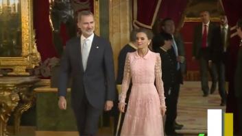 "La reina Letizia se ha hecho a sí misma con la ayuda de los grandes quirófanos"
