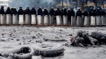 Ucrania cede a las protestas y revoca las polémicas leyes antimanifestación