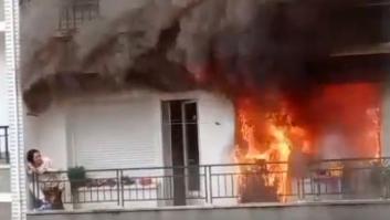 El desesperante rescate a una mujer en un incendio en Castro Urdiales