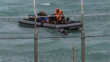 1.500 subsaharianos tratan de saltar la valla de Ceuta