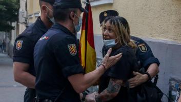 Piden 7 meses de cárcel para la neonazi portavoz de Hogar Social por una protesta en Ferraz