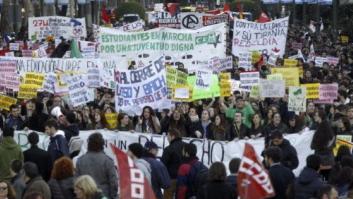 Miles de estudiantes salen a la calle para pedir la dimisión de Wert (FOTOS)