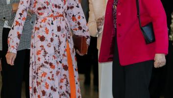 Las reinas Letizia y Sofía escenifican su buena relación yendo de compras
