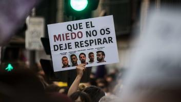 La Audiencia de Navarra condena a más de tres años de prisión a dos miembros de La Manada por grabar la violación