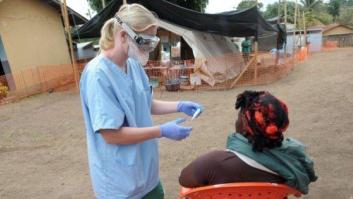 Guinea prohíbe trasladar fallecidos tras 134 casos confirmados de Ébola