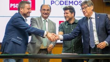 Sonrisas y lágrimas: así fueron los otros pactos entre PSOE y Podemos