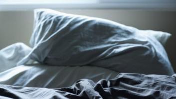 La cruda realidad de la frecuencia con la que deberías reemplazar tu almohada