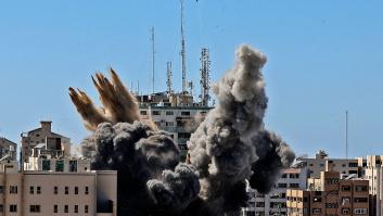 Israel alega que Hamás usaba la torre de prensa derruida en Gaza para desactivar la defensa de su escudo