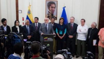El Gobierno venezolano rechaza una ley de amnistía pero accede a revisar la salud de Simonovis