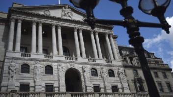 El Banco de Inglaterra recorta al 0,25% los tipos de interés para enfrentarse al Brexit