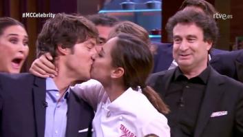 Lo mejor de este momento no fue el beso de Tamara Falcó a Jordi Cruz: fíjate bien