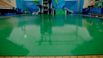 El remedio para combatir el agua verde de Río enfada a los nadadores