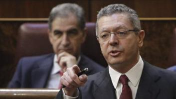 Gallardón critica al PSOE por "cesar a los ministros por chicas que tienen glamour"