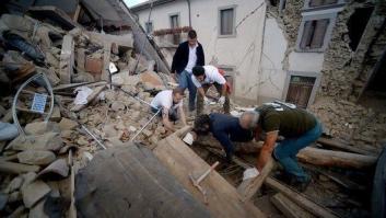 Los drones entran en las iglesias de Amatrice y muestran los destrozos del terremoto