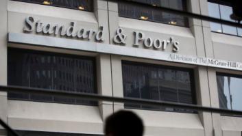 Standard & Poor's eleva un peldaño la nota de la deuda española