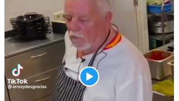 Un cocinero sienta cátedra en 56 segundos: los que llegan tarde al bar y se quejan tienen que verlo