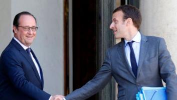 La decepción de Hollande tras la dimisión de su ministro de Economía, Emmanuel Macron