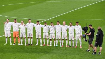 Un exdiputado británico critica a los jugadores españoles por lo que hicieron durante el himno