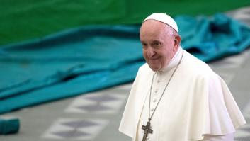 El papa permanecerá ingresado "unos días más" tras su operación de colon