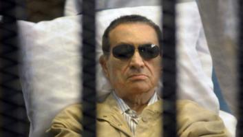Mubarak, absuelto por la muerte de manifestantes durante la Primavera Egipcia