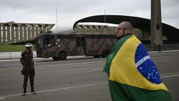 Los equipos de Lula y Bolsonaro inician la transición en Brasil