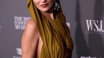 Kate Moss acapara todas las miradas con un nuevo 'vestido desnudo'