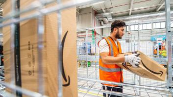 Amazon suspende la contratación "durante meses" ante la incertidumbre económica global