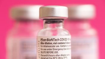 La eficacia de la vacuna de Pfizer se reduce un 6% cada dos meses tras el segundo pinchazo