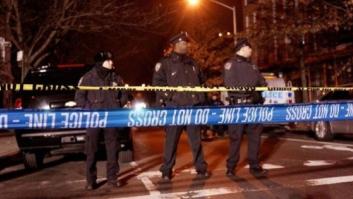 Mata a dos policías en Nueva York en venganza por las muertes de afroamericanos