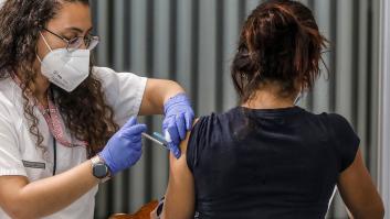 España es el país europeo con más vacunados con pauta completa, según la Universidad de Oxford
